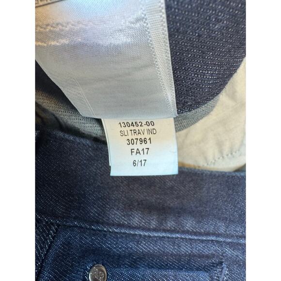 Banana Republic "The Traveler" size 32X36, Men's Blue Denim Jeans/Pants, Slim - Picture 10 of 11